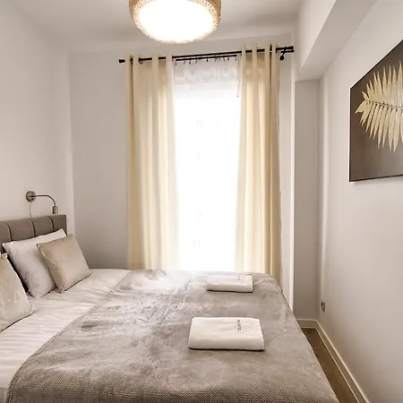 아파트 Lider 41 By Housine *