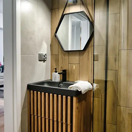 Lider 41 By Housine 자토르